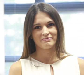Begoña Acosta Ureña - Máster en Dirección Económico Financiera