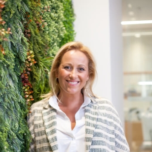 Mar Abad - MBA y Master en Dirección Comercial y Marketing