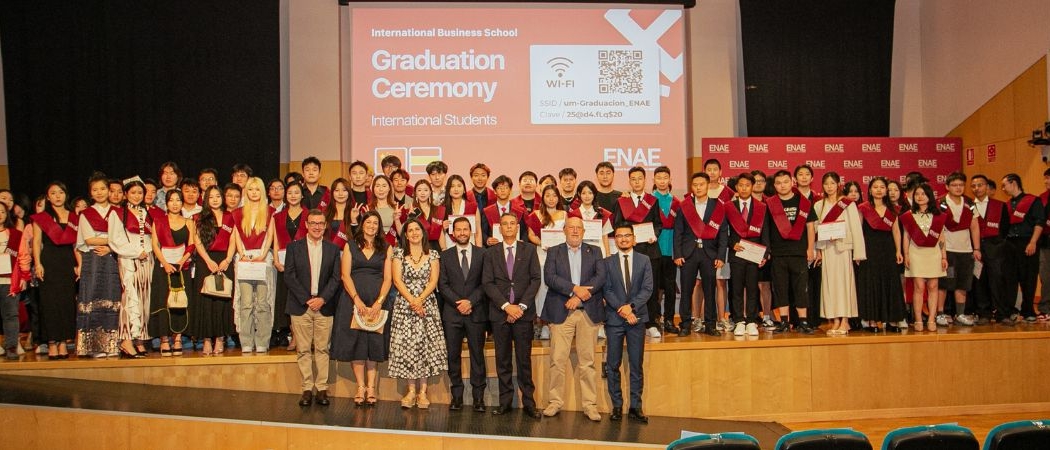 Entrega certificados alumnos internacionales