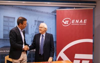 La Fundación Universidad Empresa y el Ayuntamiento de Yecla firman un convenio de colaboración
