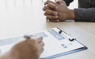 Curso de Recursos Humanos vs Master: ¿Cuál elegir para la gestión del talento en 2026?