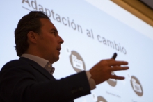 ENAE Alumni organiza una conferencia con Dimas Gimeno, Expresidente de El Corte Inglés
