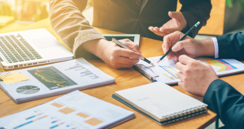 ESTRATEGIA Y FINANZAS
